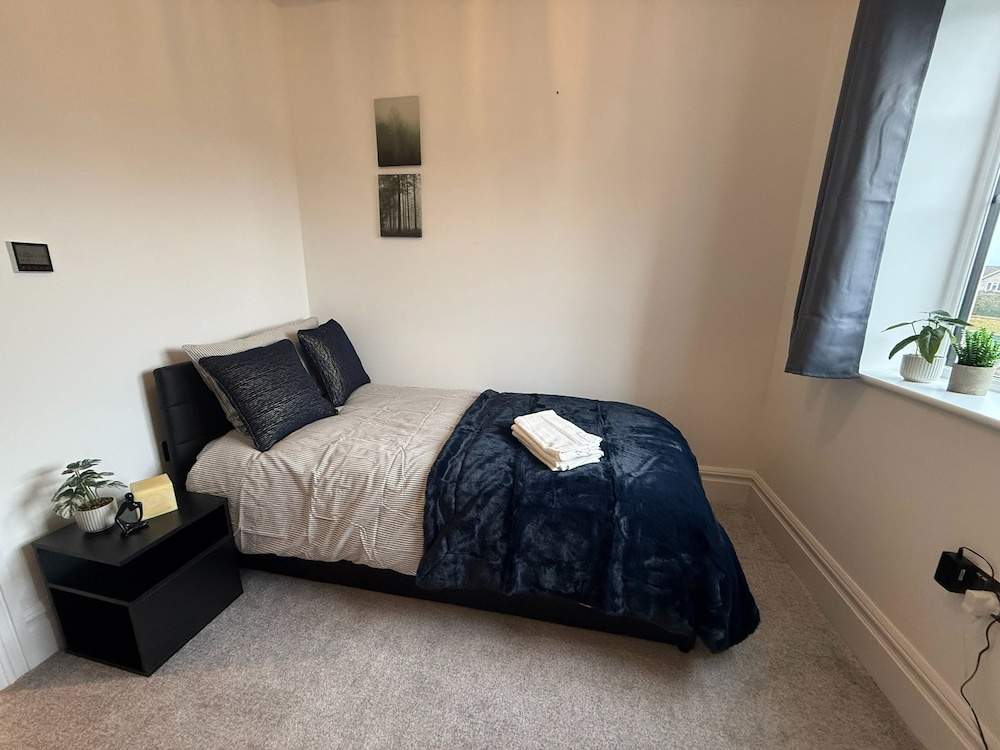 Beautiful 5 Bed House - Close to Windsor Castle