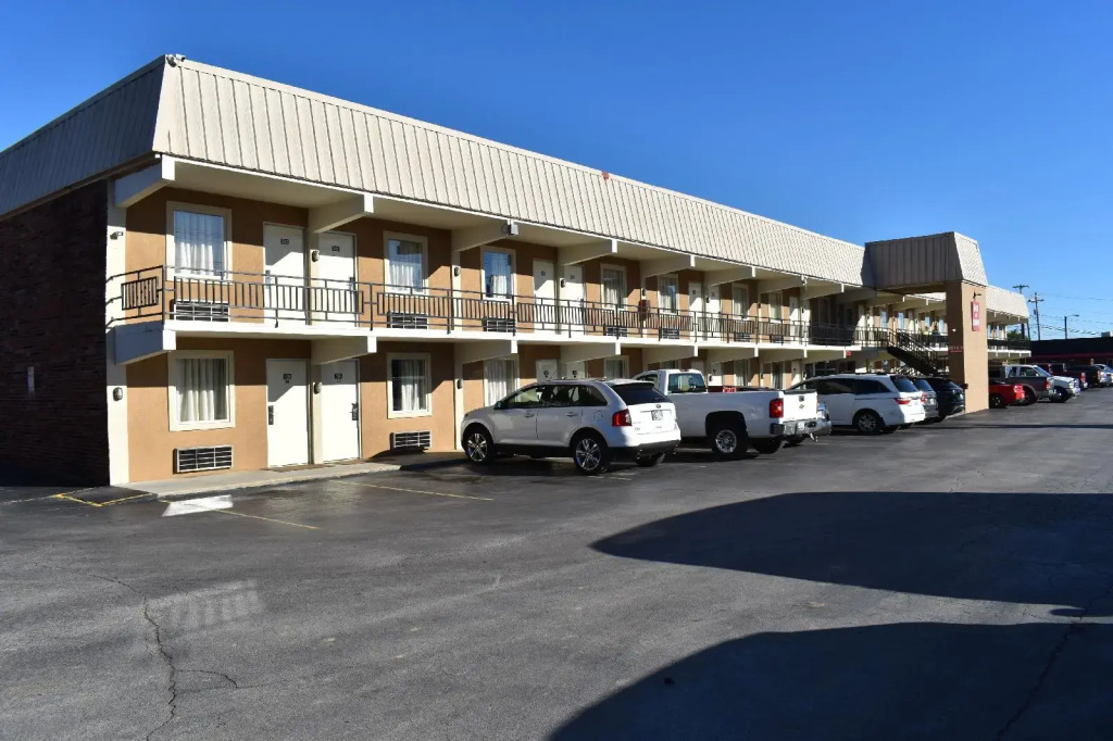Inn Of Lenoir Motor Lodge