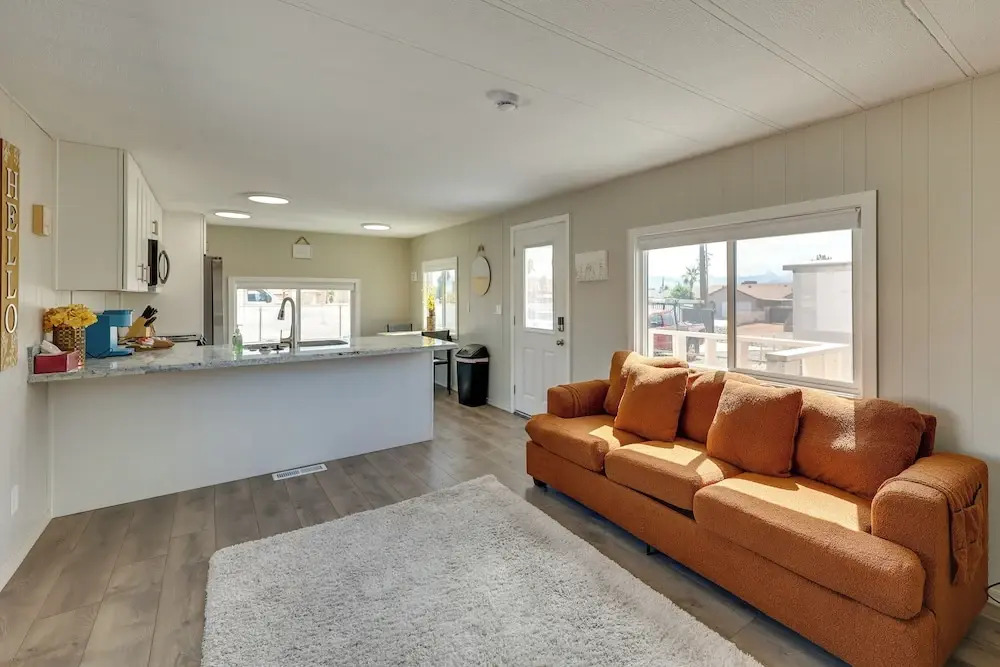 Riverfront Bullhead City Home, Near Casinos — фото 3