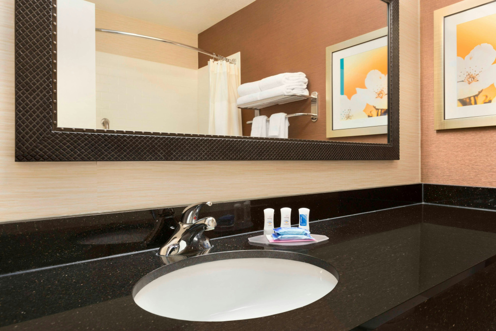 Fairfield Inn & Suites Midland - Général