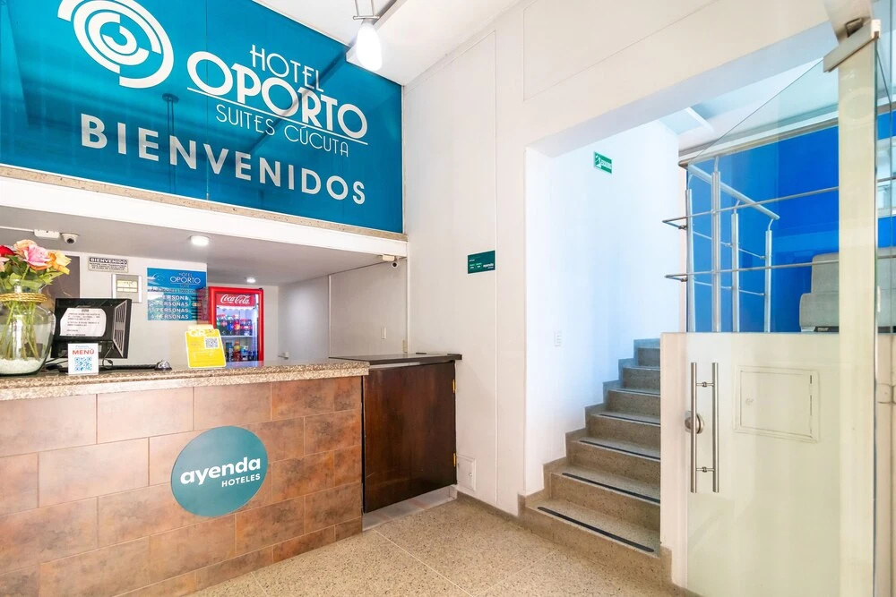 Lobby & Reception