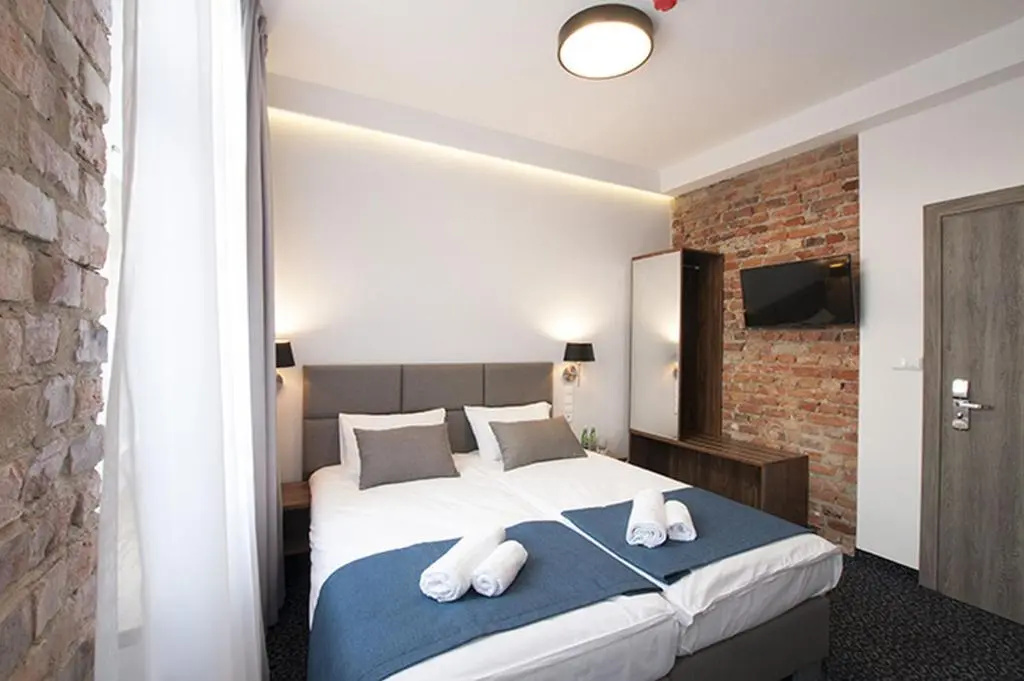 Economy Double room (full double bed)