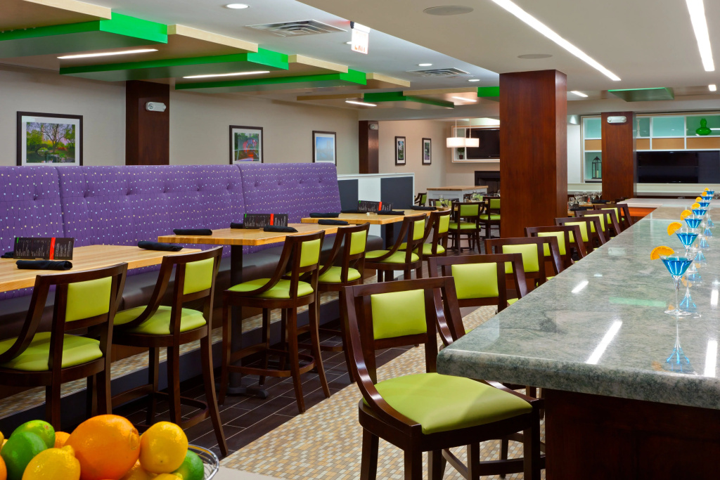 Holiday Inn Clark - Newark Area by IHG - Général