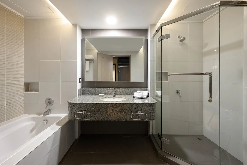 2 Bedrooms Deluxe room with balcony