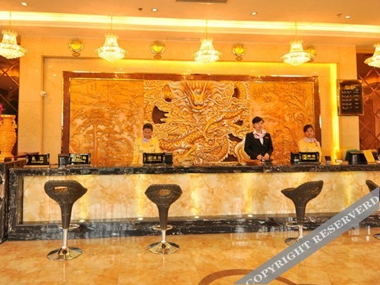 Food & Beverage