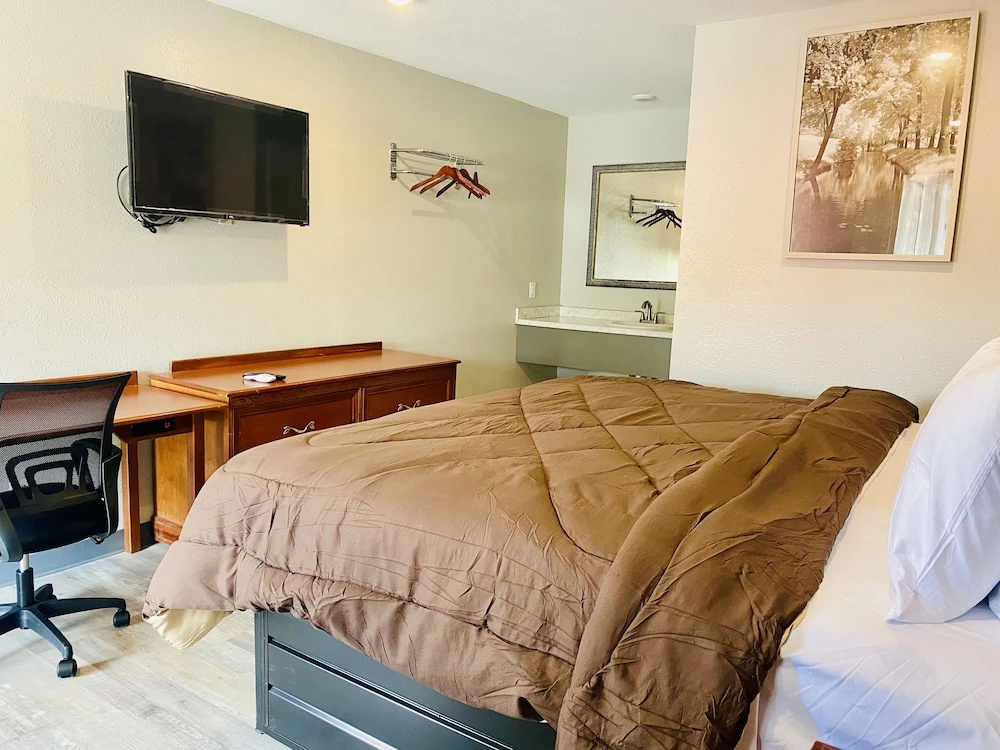 Luxury Suite