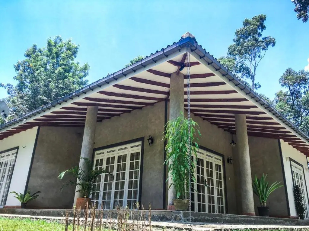 3 Bedrooms Bungalow