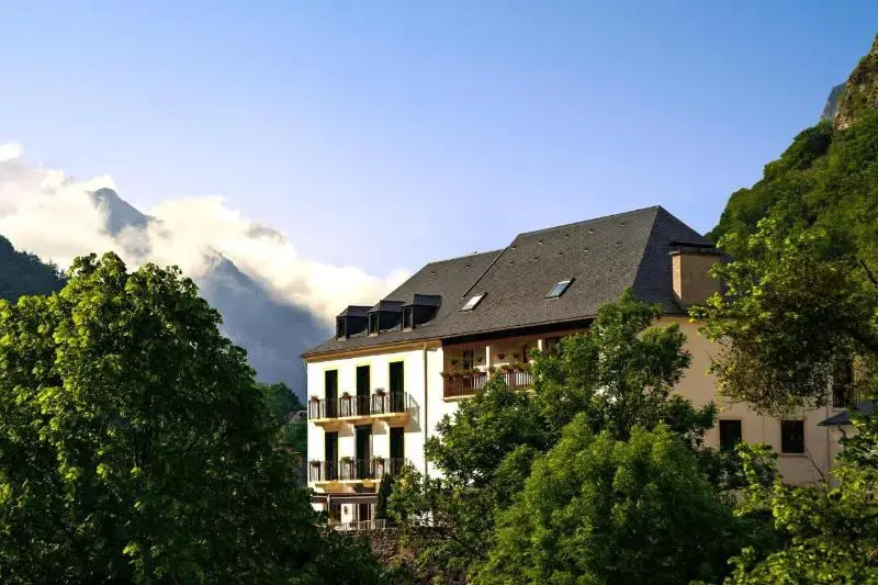 Logis Hotel La Breche De Roland - Général