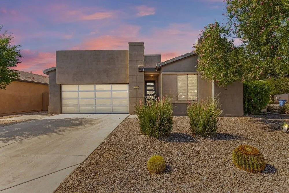 Merlot Gilbert 3 Bedroom Home by RedAwning