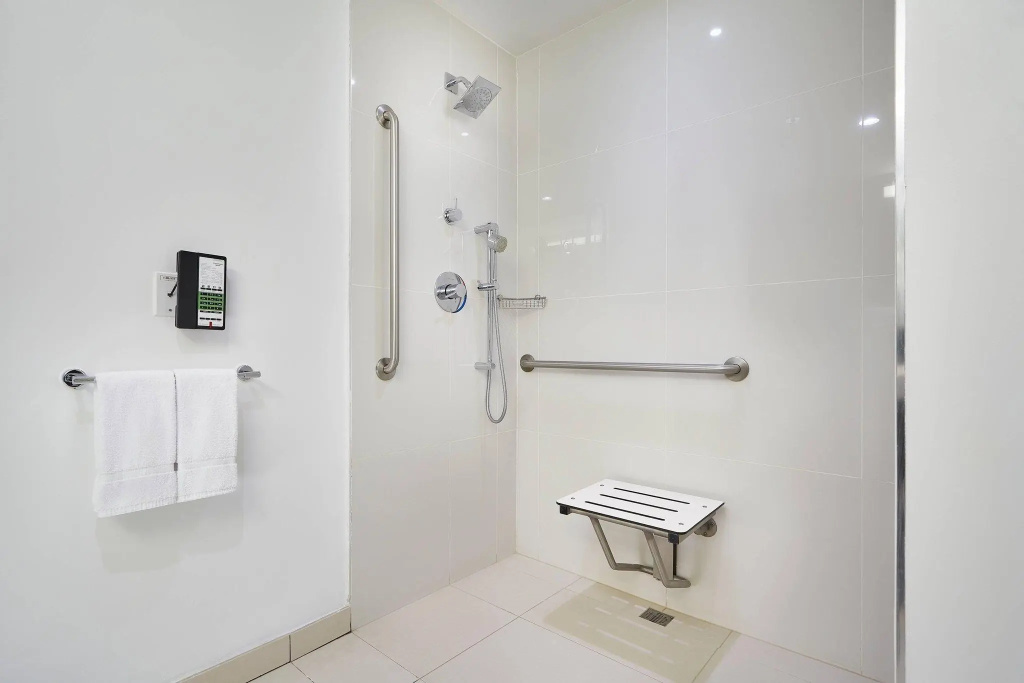 Double Suite (full double bed)