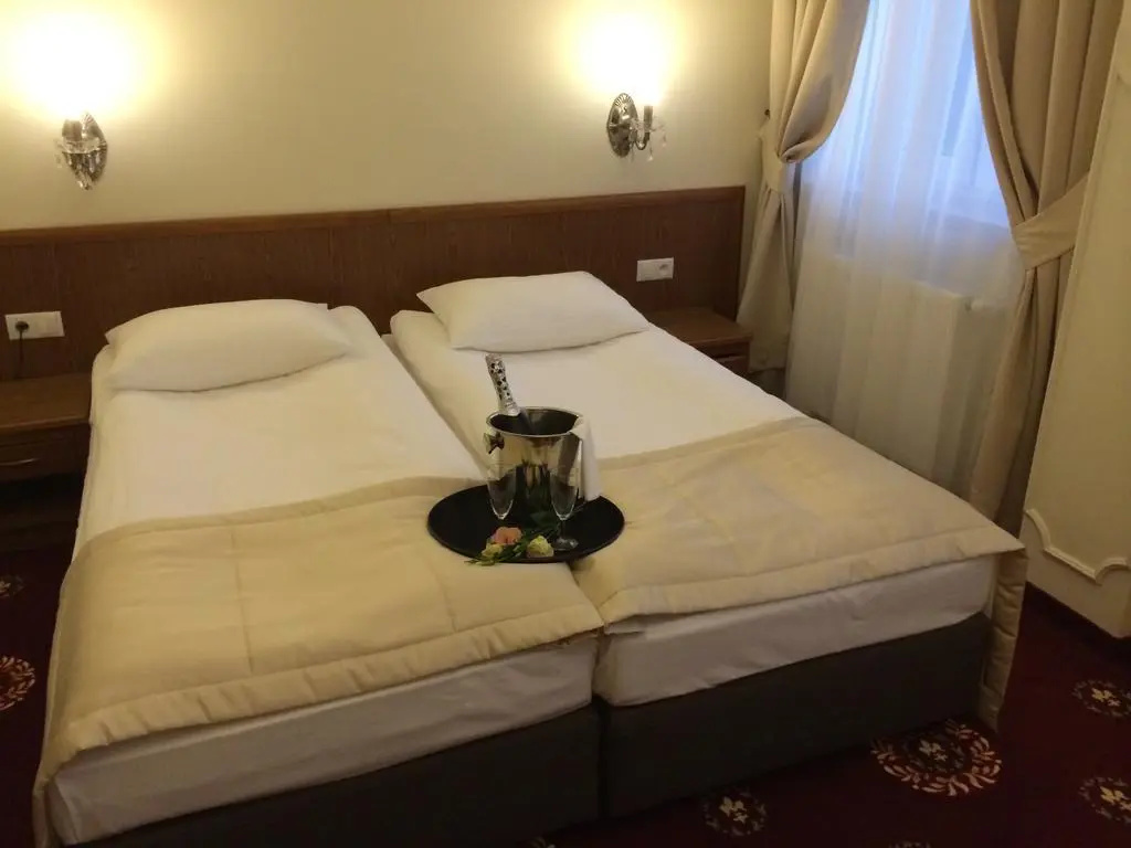 Hotel President - Général