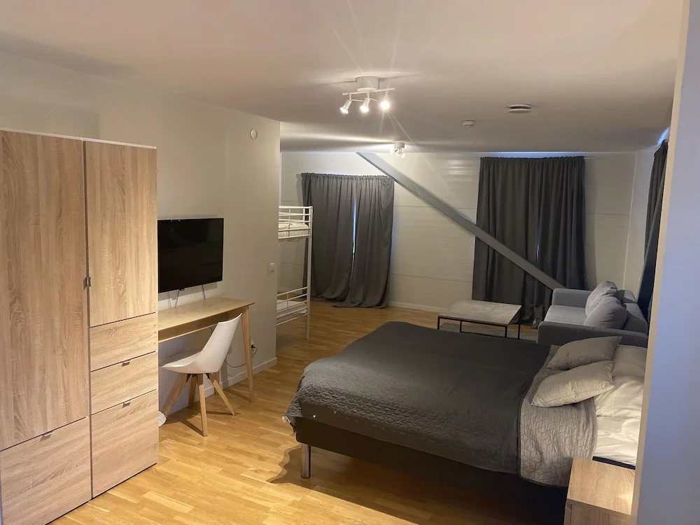 Standard Family room