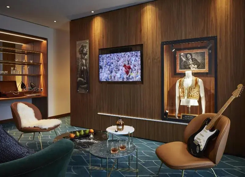 Standard Suite