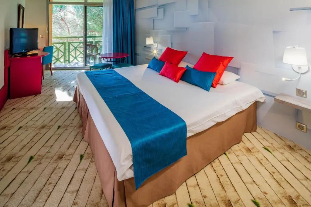 Superior Double room (full double bed)