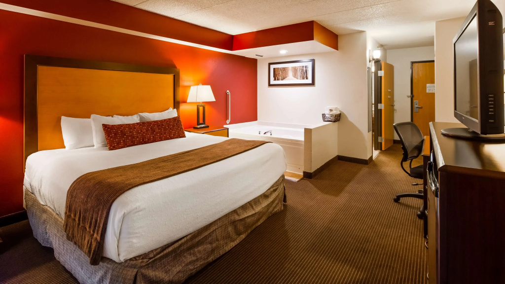 Standard Double room (full double bed)