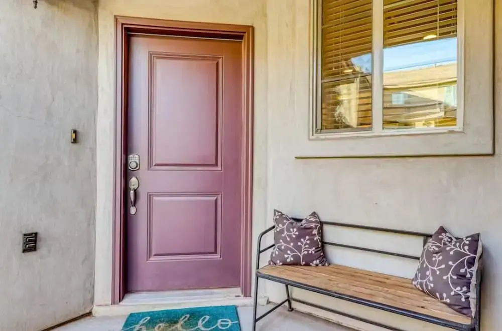 The Modern Villa - Pet Friendly 3 Bedroom Townhouse
