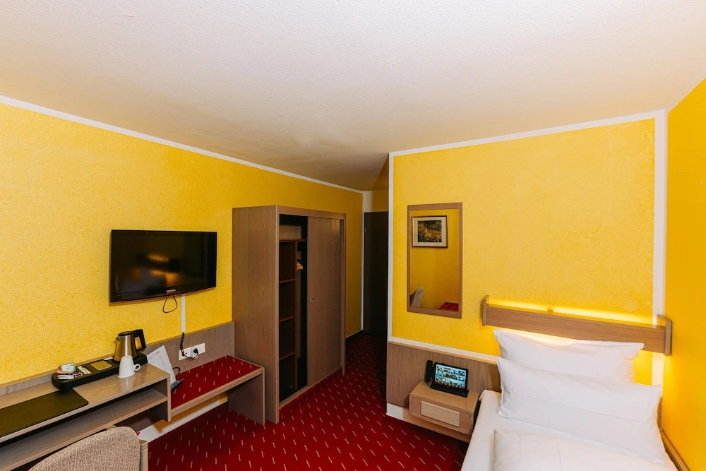 Hotel Restaurant "Die Krone" - Sulzbach-Laufen by null