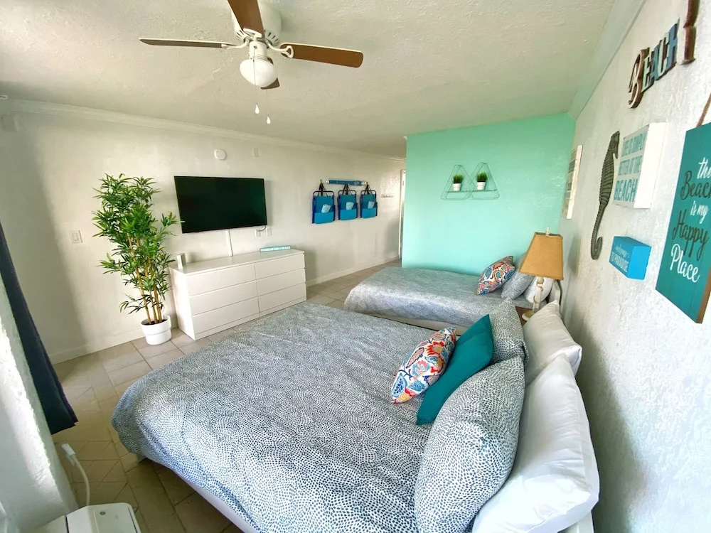 Pirates Cove Resort Studios - Général