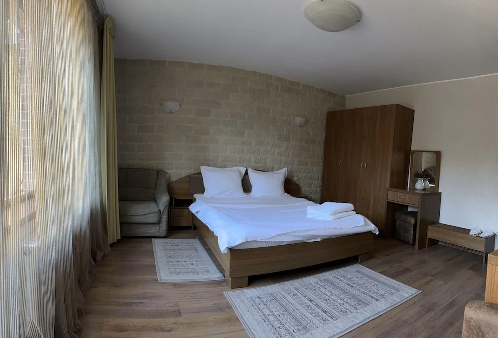 Comfort Double room (full double bed)