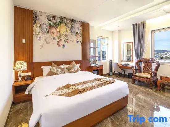 Double Suite (full double bed)