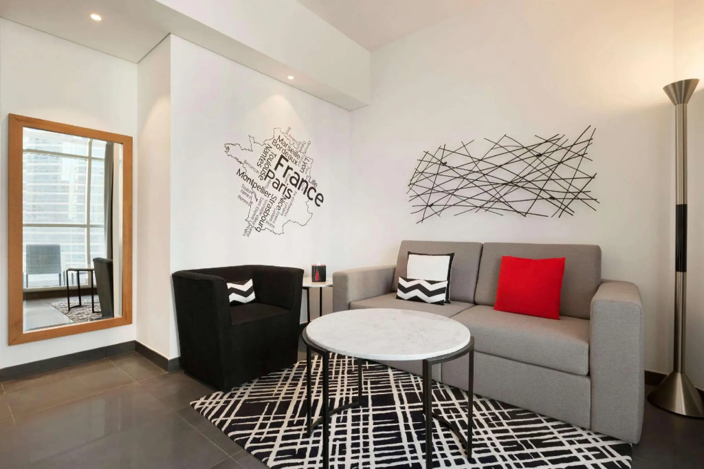 Tryp Premium Double Suite (full double bed)