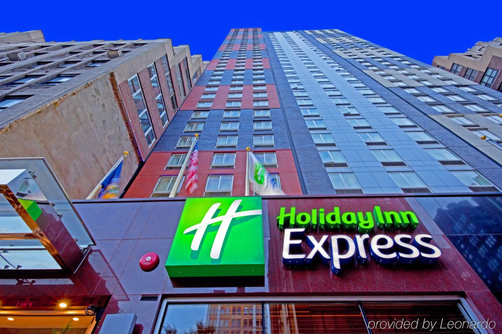 Holiday Inn Express New York City Times Square by IHG
