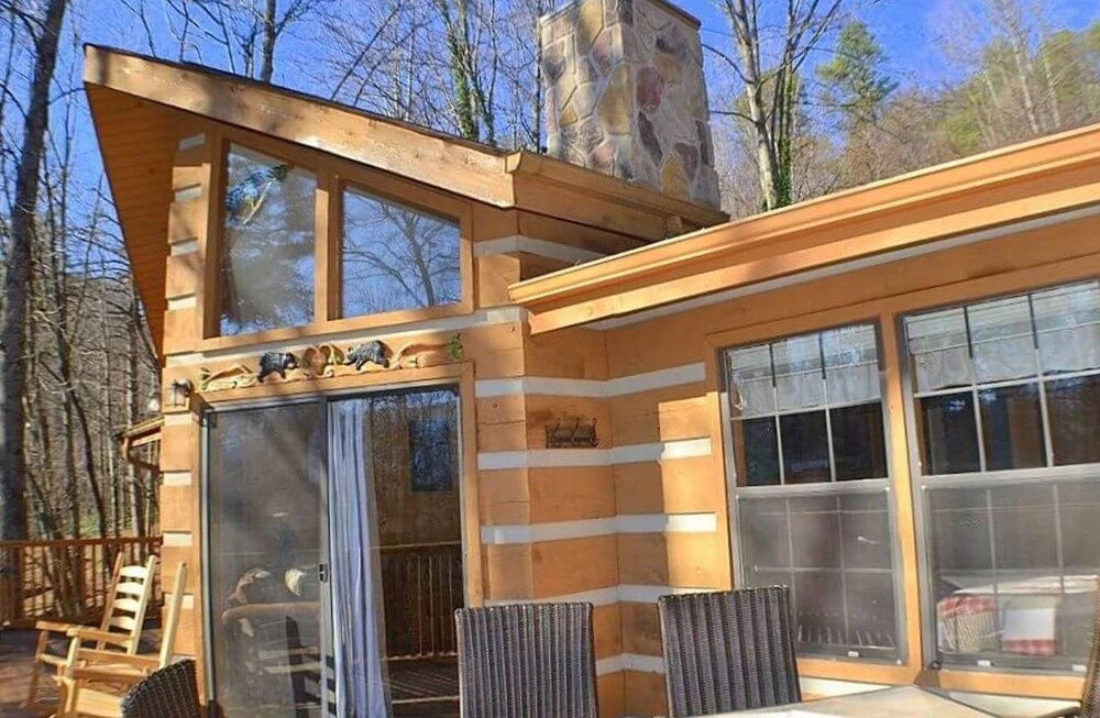 A Honeybear Hideaway