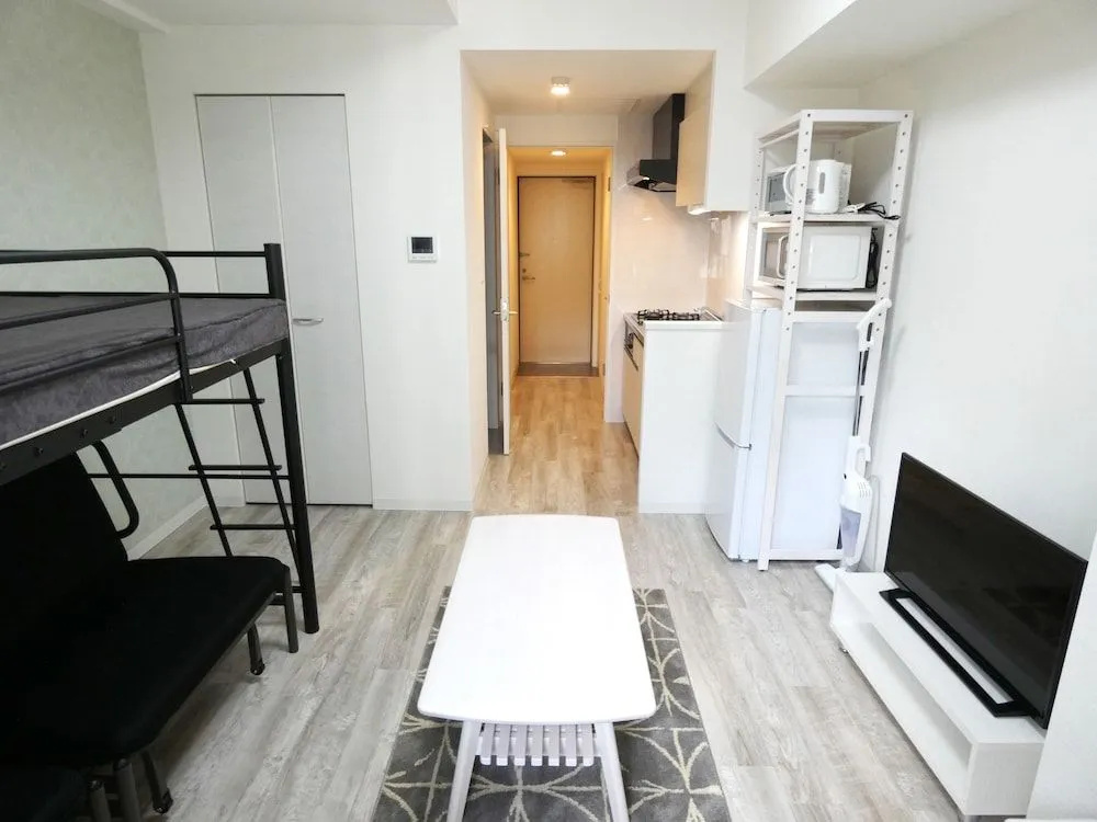 Alpha Square Minami 6 Jo 408