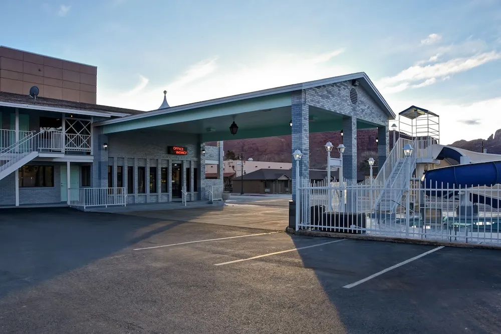 Hotel photo 20