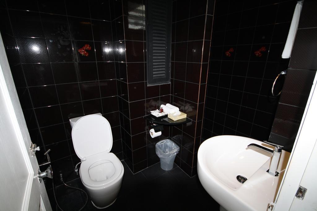 Image 12