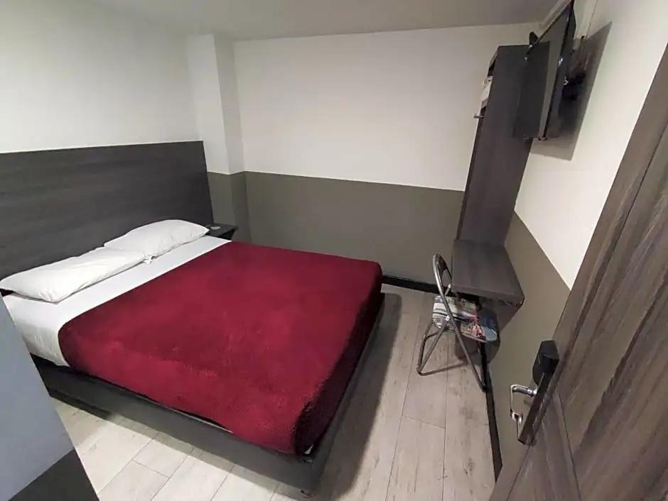 Economy room