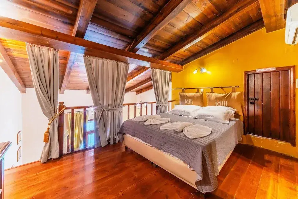 Standard Duplex room with balcony
