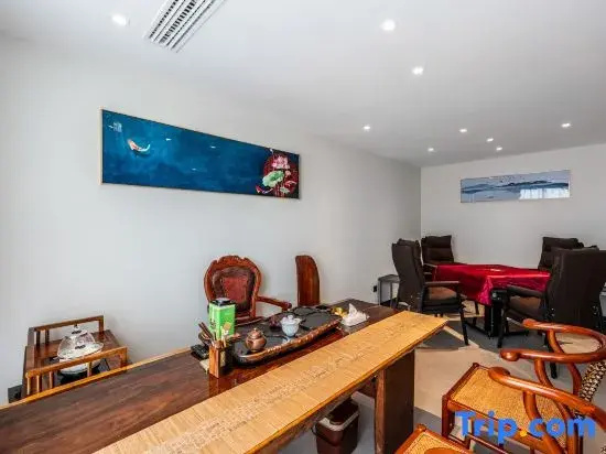 Fairyland Shangpin Hotel (Qujing Ruihe West Road)