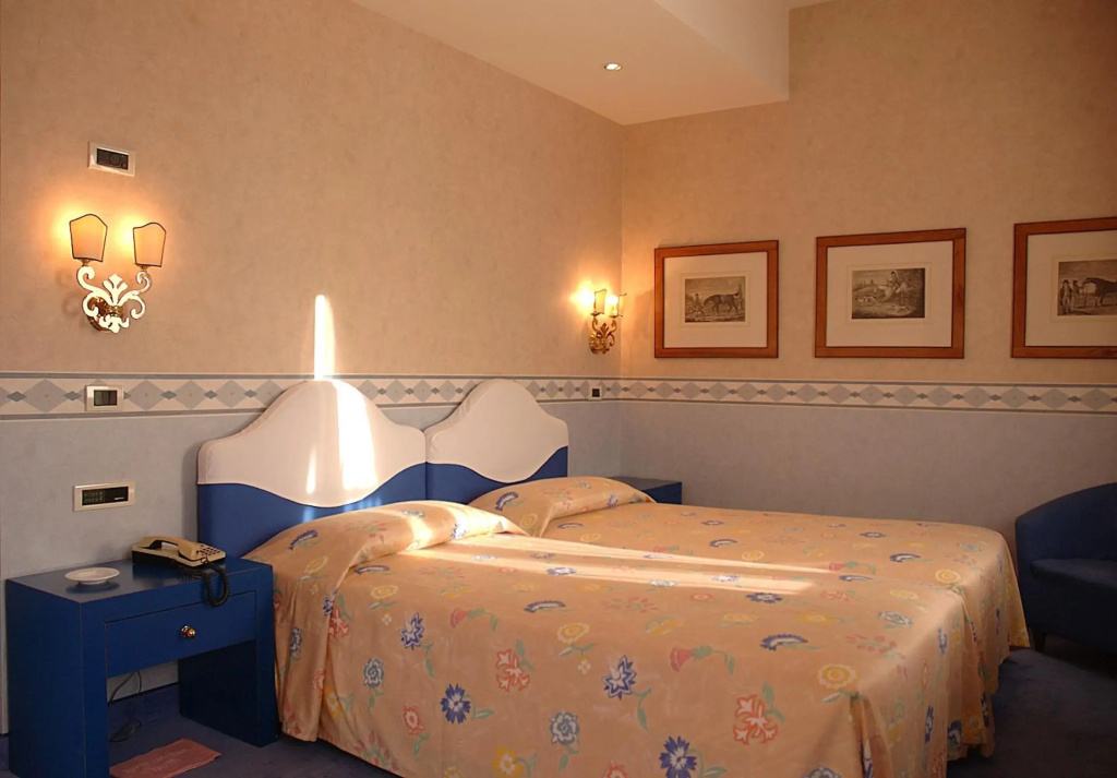 Hotel photo 35