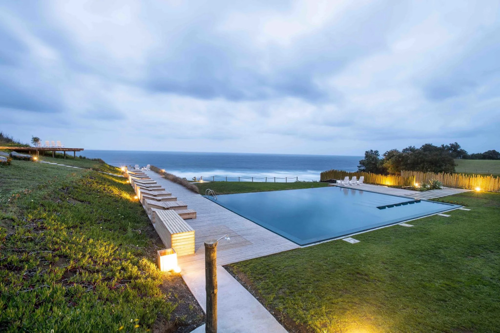 Santa Barbara Eco Beach Resort picture