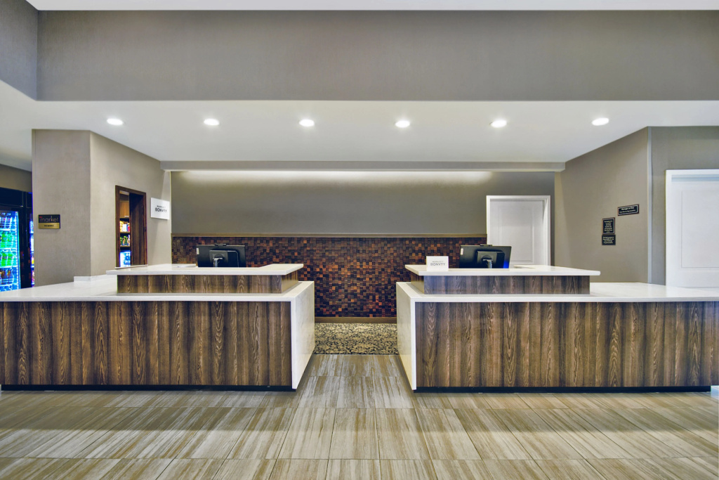 Lobby & Reception