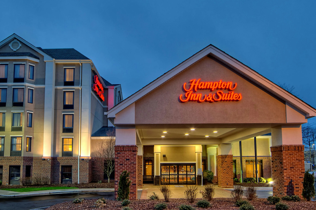 Hampton Inn & Suites Asheville Airport