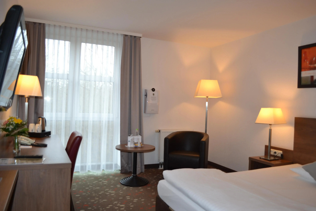 Standard Double room (full double bed)