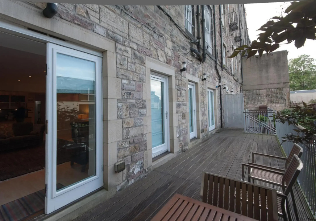 The York Place Residence