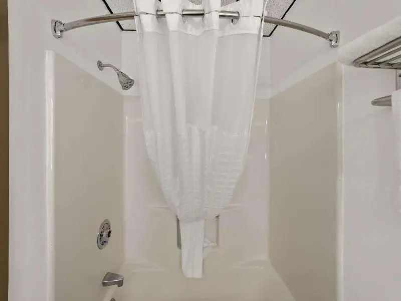 Double Suite (full double bed)