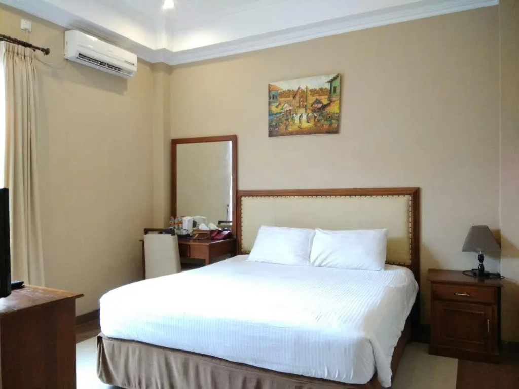 Superior Double room (full double bed)