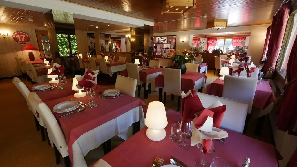 Hotel photo 11