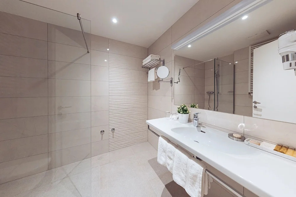Antunovic Hotel East - Chambres