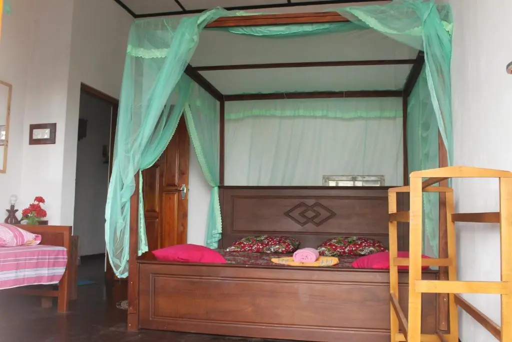 Comfort room