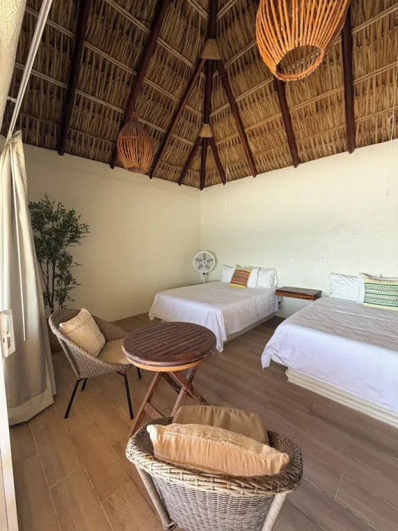 Deluxe Double room with balcony and with sea view (twin beds)