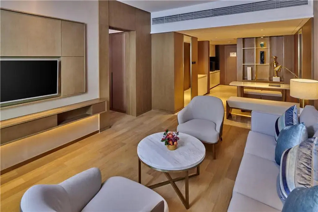 Liuzhou Sky Park Hotel - фото 4