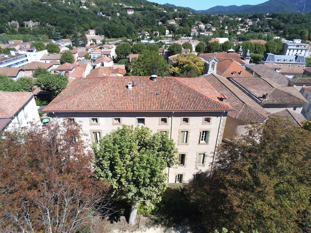 Logis Hôtel des Thermes