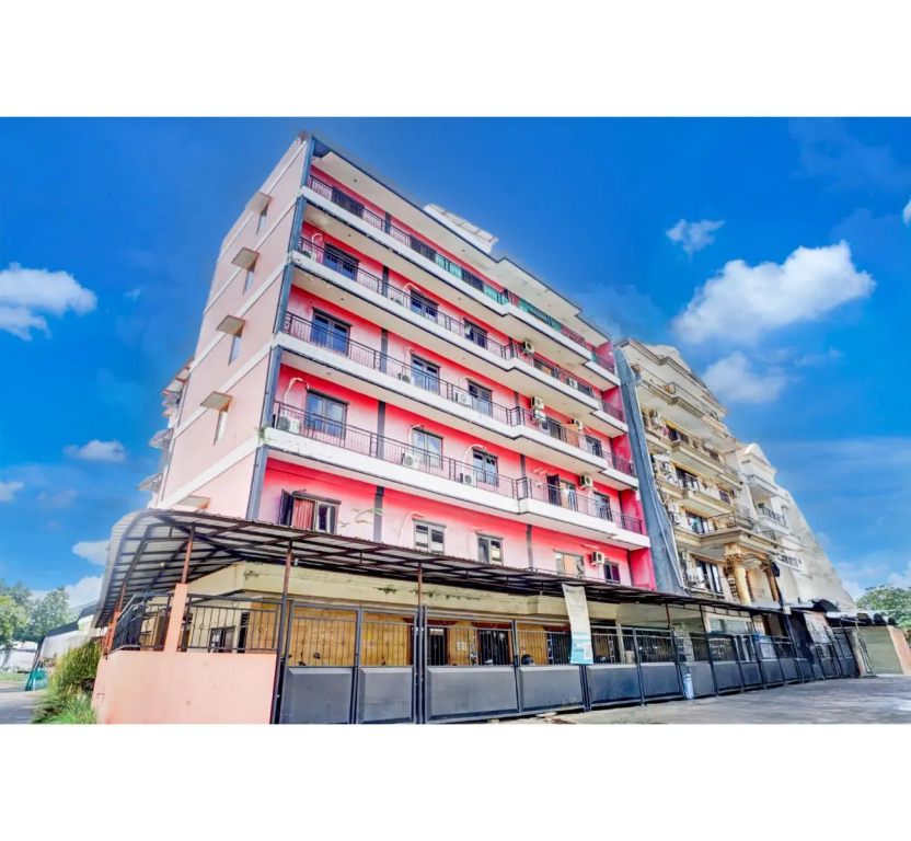 Hotel O Petraya Residence near City of Tomorrow Mall