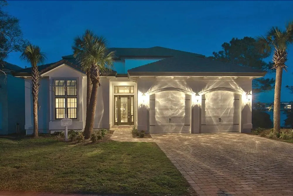 Mermaid Vista 5 Bedroom Holiday Home by Five Star Properties