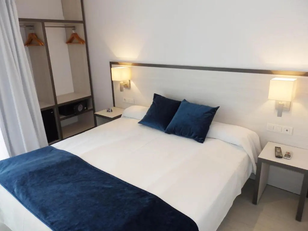 Economy Double room (full double bed)